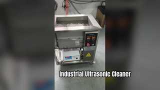 Uno sguardo più da vicino: serbatoio in acciaio inossidabile per pulitore a ultrasuoni industriale di grandi dimensioni da 108 litri con controllo del tempo