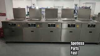 Uno sguardo più da vicino: Detergente per parti di automobili ad ultrasuoni per serbatoio industriale da 40 KHz da 192 litri. Pulizia con acqua fredda